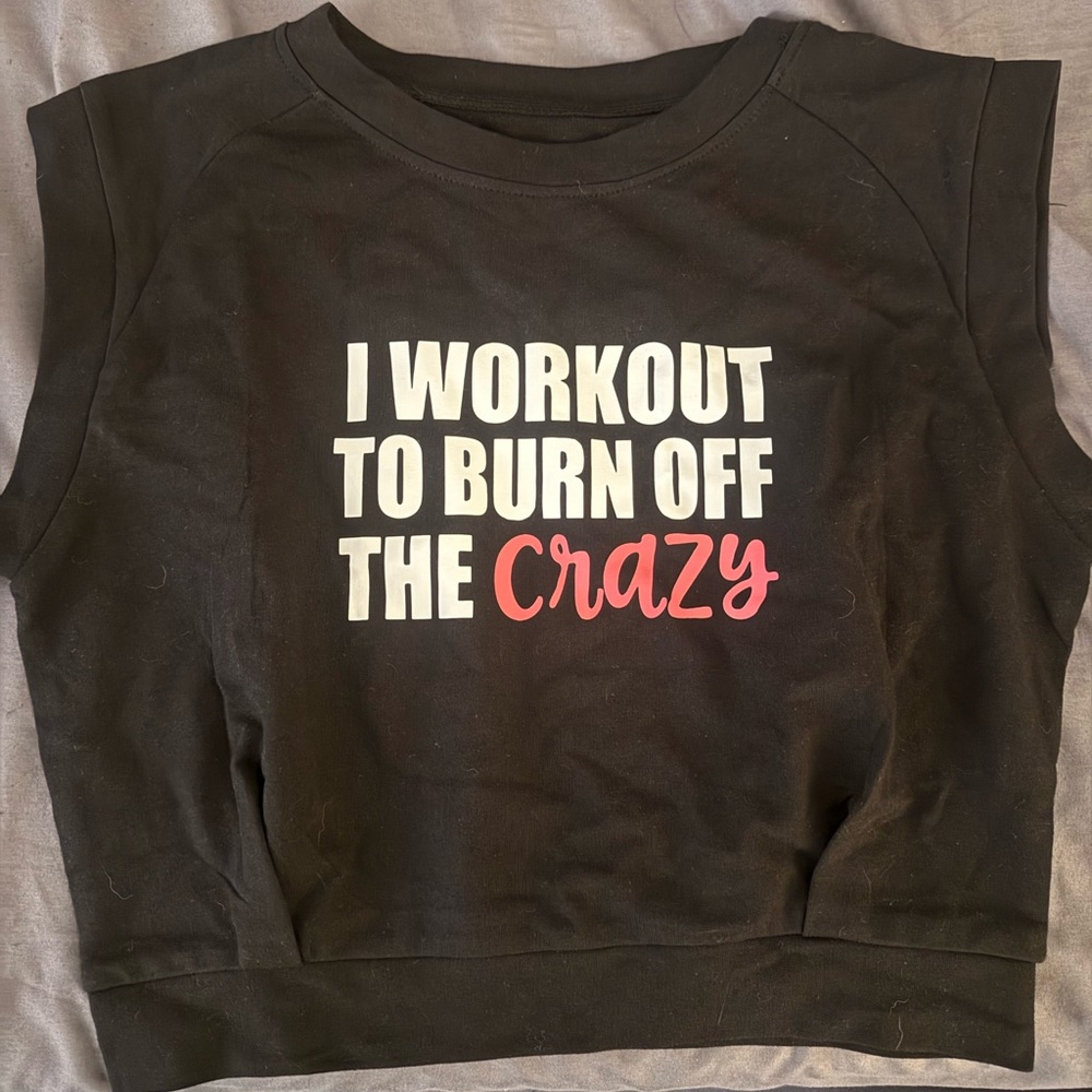 Women’s workout crop top
